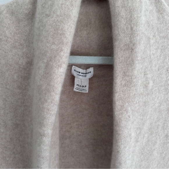 Club Monaco 100% Cashmere Sweater - Picture 5 of 7